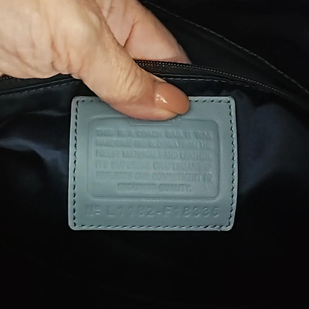 COACH Signature  Collect Leather Canvas Shoulder Bag Carolina Blue - Picture 7 of 7